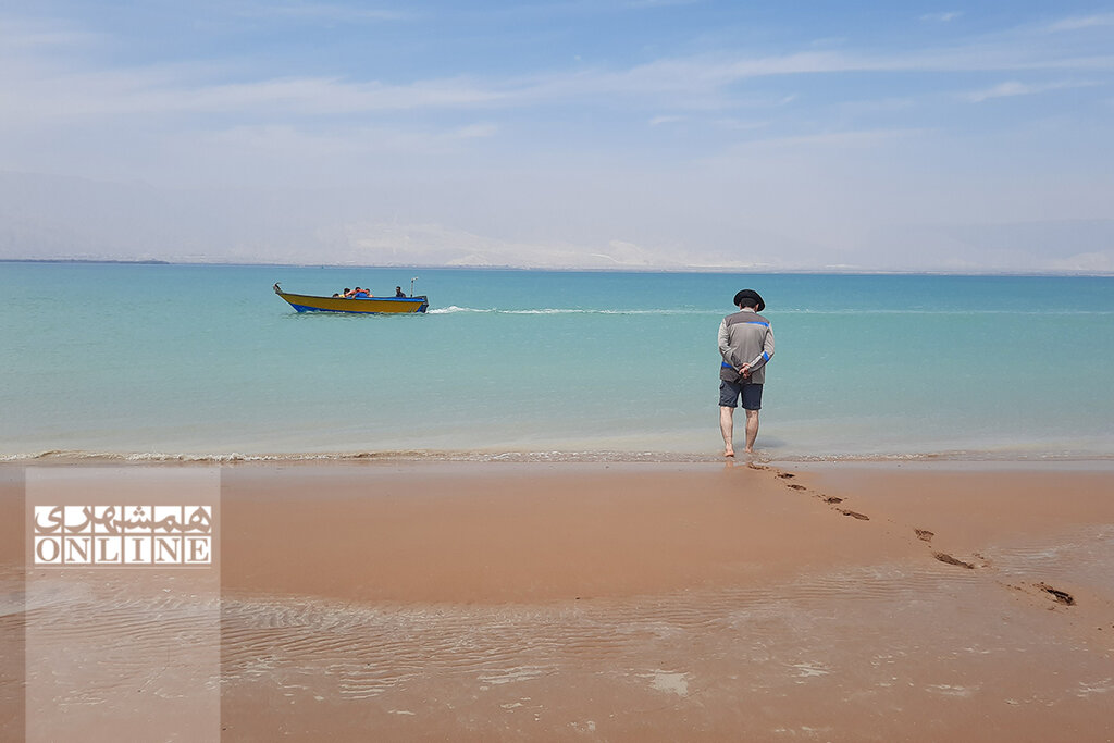 ببینید | وارمی؛ جزیرهای خارقالعاده که در آب ناپدید میشود | بزرگترین جنگل حرای خاورمیانه اینجاست | جنگل دریایی که ابوعلی سینا در آن پا گذاشت