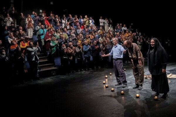 عکس | معرکه بازیگر مطرح سینما و تلویزیون در حضور مسئولان