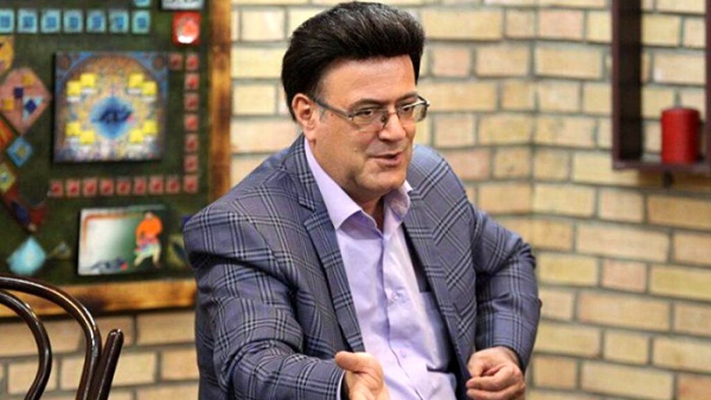 قیمت دلار در کانال های تلگرامی واقعی است؟ | این عوامل در تعیین نرخ ارز موثر هستند