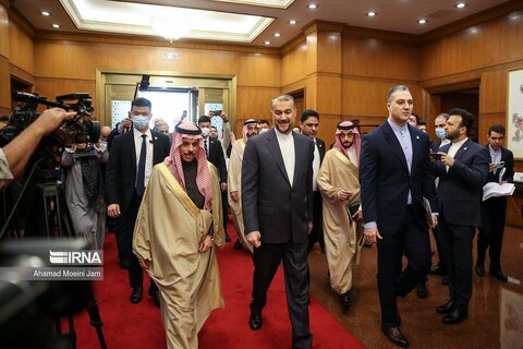 دیدار وزرای خارجه ایران و عربستان