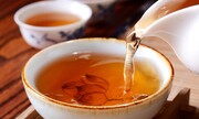 مضرات چای پررنگ؛ چای برای این افراد سمی است | چه زمان‌هایی چای پررنگ نخوریم؟