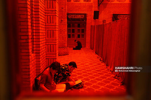 احیای شب نوزدهم رمضان در مسجد گیاهی
