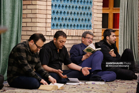 احیای شب نوزدهم رمضان در مسجد گیاهی