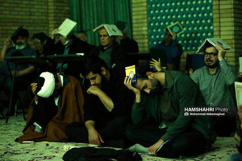 احیای شب نوزدهم رمضان در مسجد گیاهی
