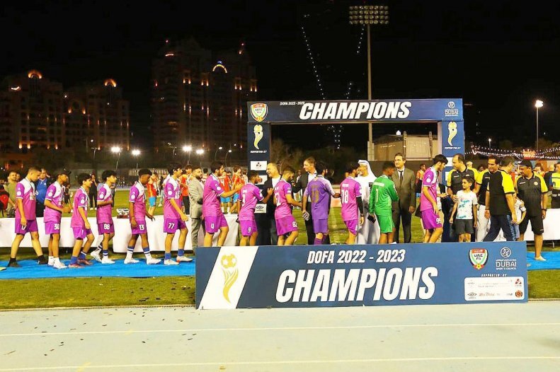 تصاویر | مربی استقلالی با تیم اماراتی قهرمان شد | کار بزرگ کادر ایرانی در حضور النصر، الوصل و شباب الاهلی