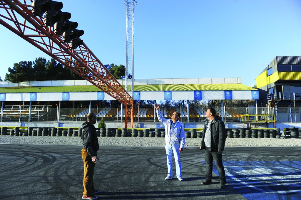 شـکارچی خـطر