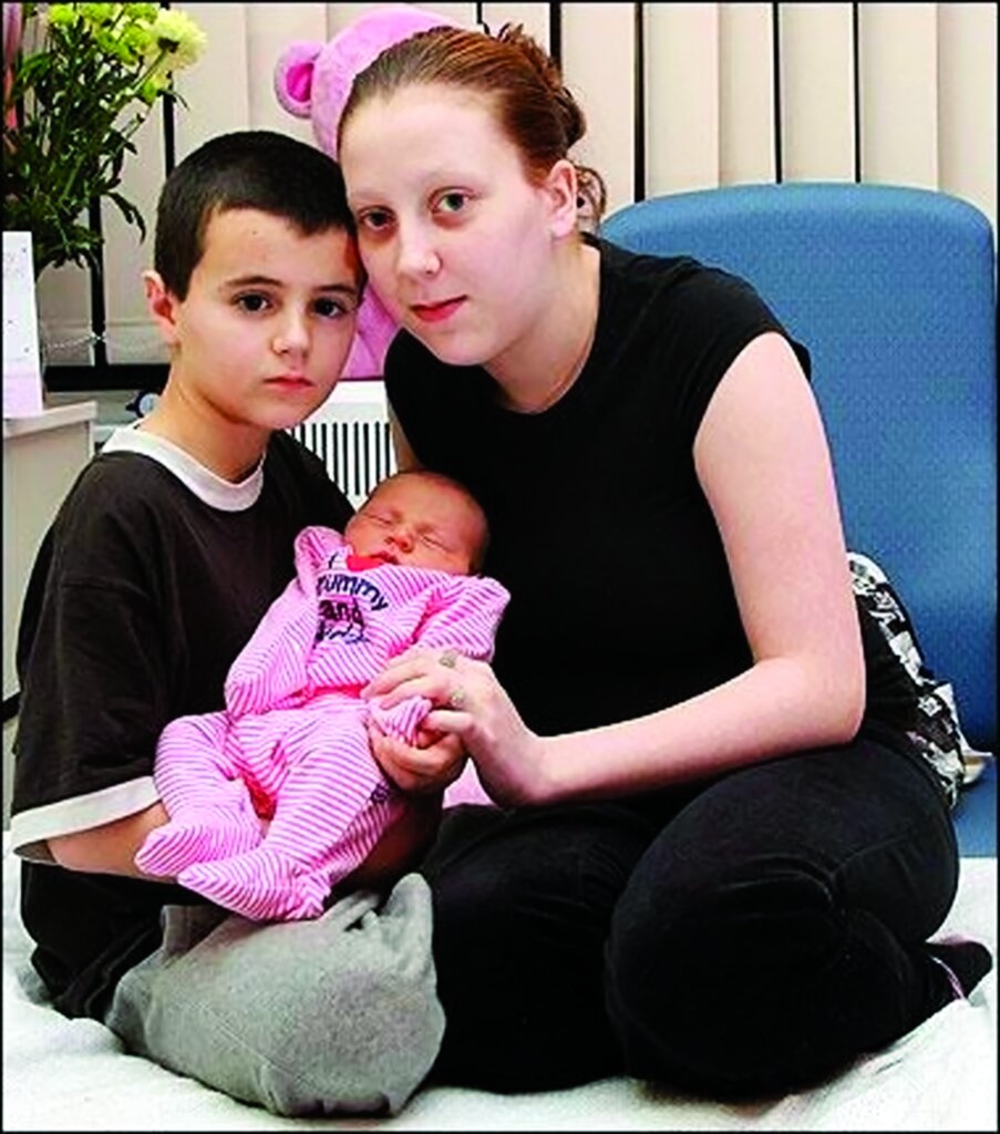 این پسر در ۹ سالگی پدر شد