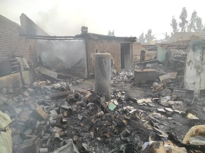 عکس | آتش سوزی گسترده در جمکران | توضیحات مهم آتش نشانی قم