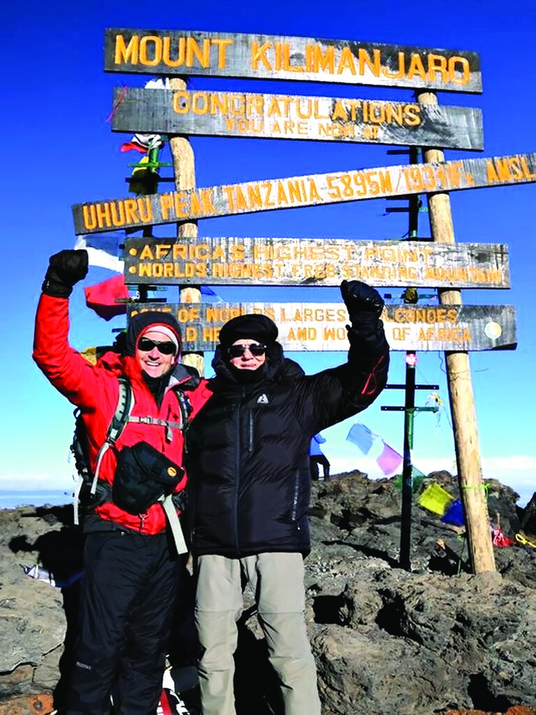 ببینید | این زنجیر طلا ۵۵۲۲۰۰۰ متر طول دارد | ماجرای ساخت این زنجیر طلای طولانی و گران قیمت چیست؟
