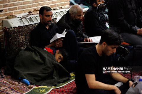 شب بیست و یکم ماه رمضان در مسجد جامع بازار تهران