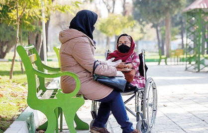 شانههایم پناه دردهای توست | انجمنی برای حمایت از خانواده معلولان