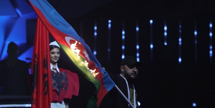 آتش زدن پرچم آذربایجان