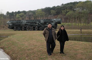تصاویر | آزمایش موشک بالستیک کره شمالی با حضور کیم و دخترش