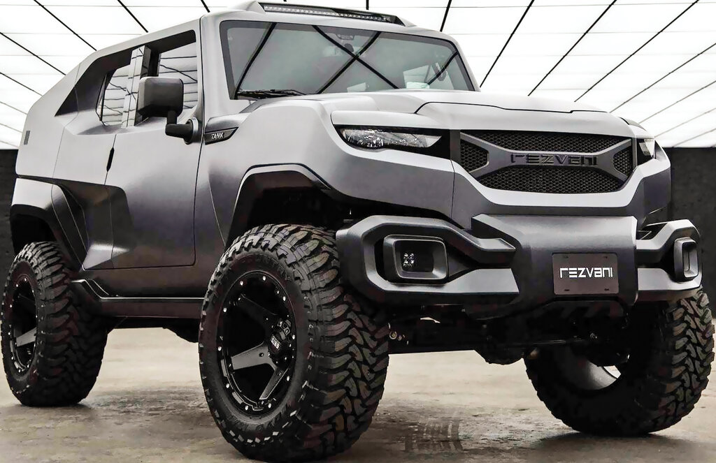 تانکها و هواپیمای ایرانی در خـیابانهای آمریکا