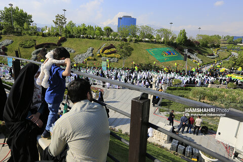 اجتماع ۳۰ هزار نفره «روزه اولی‌ها» در تهران برگزار شد