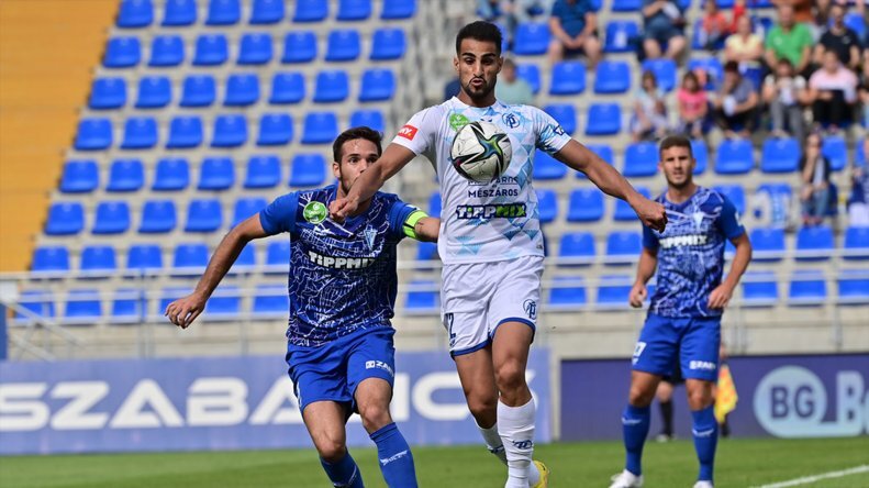 اعتراف لژیونر ایرانی؛ باید یک سال بیشتر در پرسپولیس می ماندم | خیلی دوست دارم دوباره به این تیم برگردم