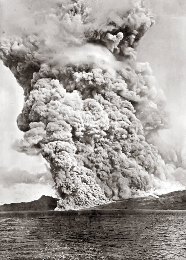 او را همه به نام مرد گدازهای میشناسند | خاطرات تنها نجاتیافته فوران وحشتناکترین آتشفشان قرن بیستم