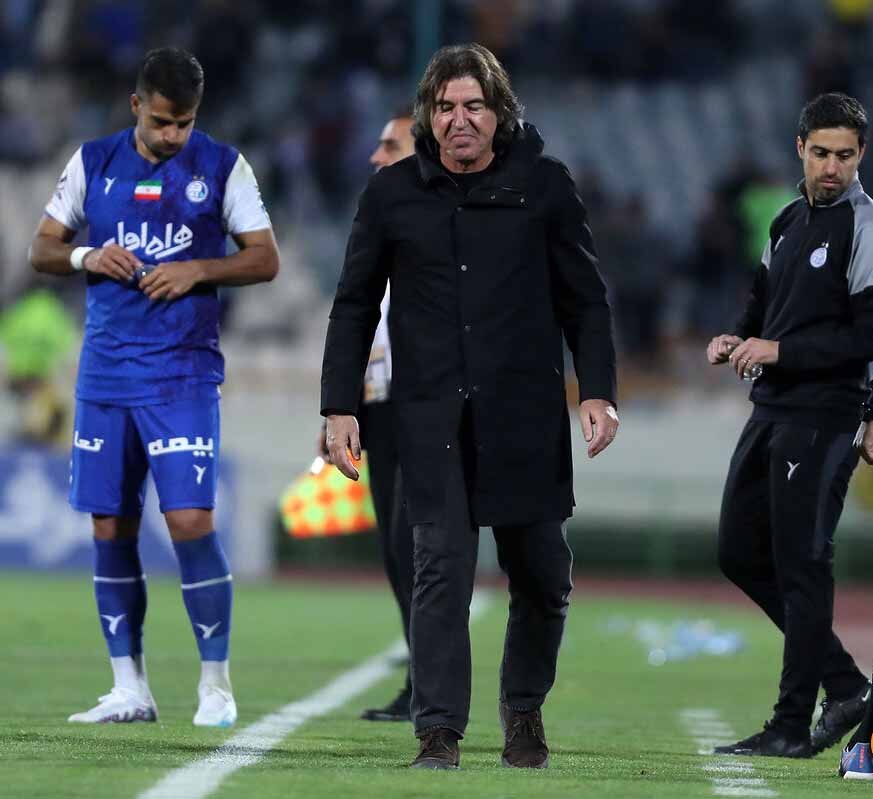 تصاویر| سکته ناقص ساپینتو قبل از بازی با پرسپولیس! | چهره سرمربی استقلال در یک لحظه عوض شد!