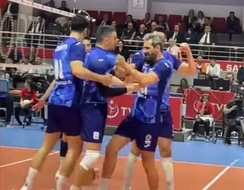 تصاویر | متفاوتترین چهره سعید معروف | فریم به فریم با یقهگیری جادوگر در ترکیه