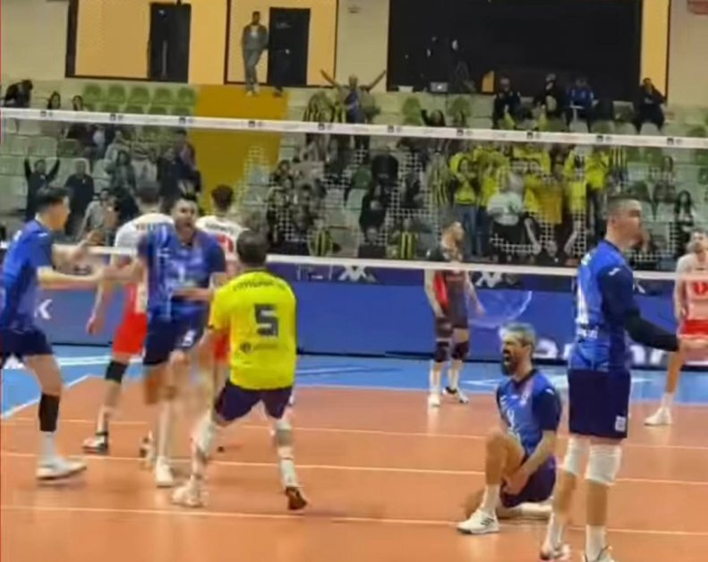 تصاویر | متفاوتترین چهره سعید معروف | فریم به فریم با یقهگیری جادوگر در ترکیه