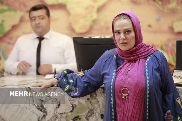 حضور بهاره رهنما در زندگی زن ۴۰ سالهای که میخواهد از ایران برود ...