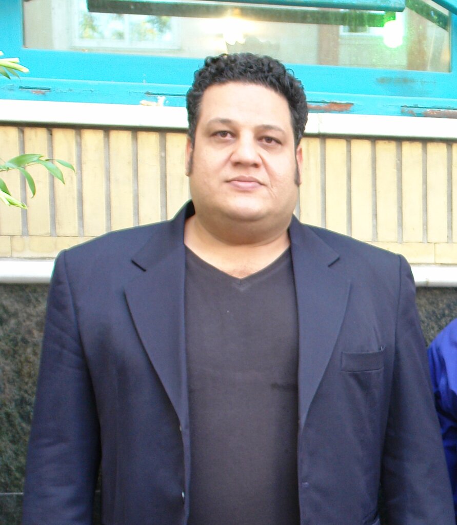 قهرمان محله |  راز «علامت» آقای دکتر در نسخه بیمار بعد از فوتش فاش شد