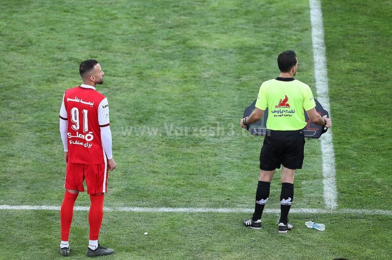 عکس| بزرگترین حسرت جانشین پادشاه دربی!