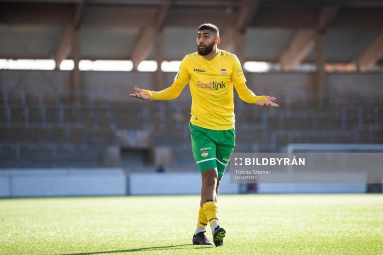 تصاویر | علاقه بازیکن تیم اروپایی به لیگ برتر؛ امیدوارم روزی در ایران فوتبال بازی کنم