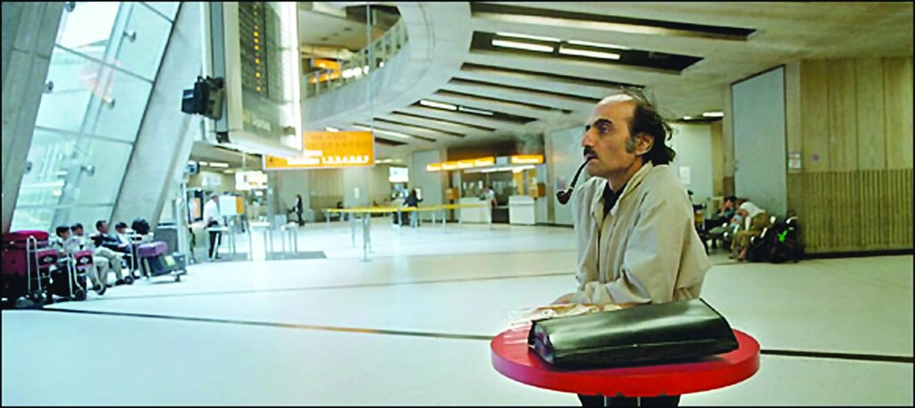 این مرد ایرانی در فهرست ۱۰ مرد عجیب دنیا قرار دارد | چرا ماجرای مهران سوژه هالیوود شد؟ | او ۱۸ سال روی نیکمتی در فرودگاه شارل دوگل زندگی کرد چون...