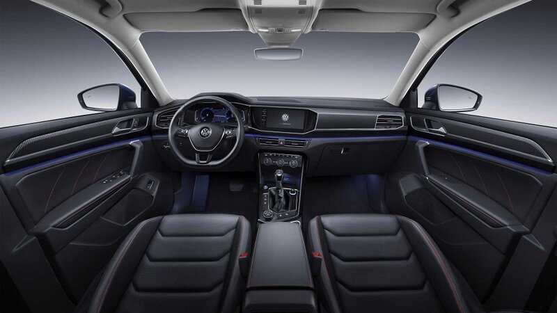 تصاویر | گام بلند فولکس واگن با شاسی بلند جدید | تایرون جهانی میشود