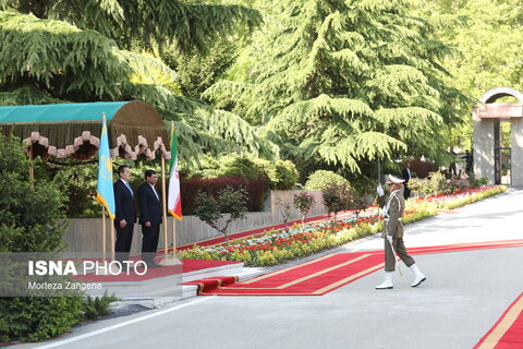 استقبال رسمی از نخست وزیر قزاقستان