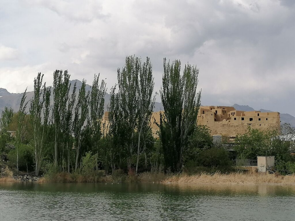 عکس | قلعه ۲ هزار ساله اصفهان در غبار فراموشی