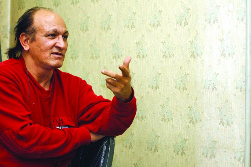 تصاویر | راز معروفترین شعبده جهان لو رفت | شعبده باز ایرانی پشت صحنه عبور دیوید کاپرفیلد از دیوارچین دیوید را فاش کرد