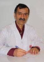 دکتر کامران آزما، متخصص طب فیزیکی و توانبخشی،