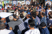 تصاویر | تبریزی‌ها اینگونه خودروی حامل رئیس جمهور را متوقف کردند