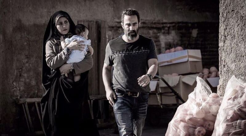 تصاویر | چرا محسن تنابنده در این فیلم جنجالی از همسرش می‌خواهد سراغ برادرش نرود؟