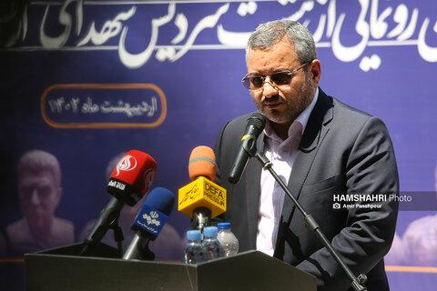 آیین رونمایی از سردیس هشت شهید ارتش برگزار شد