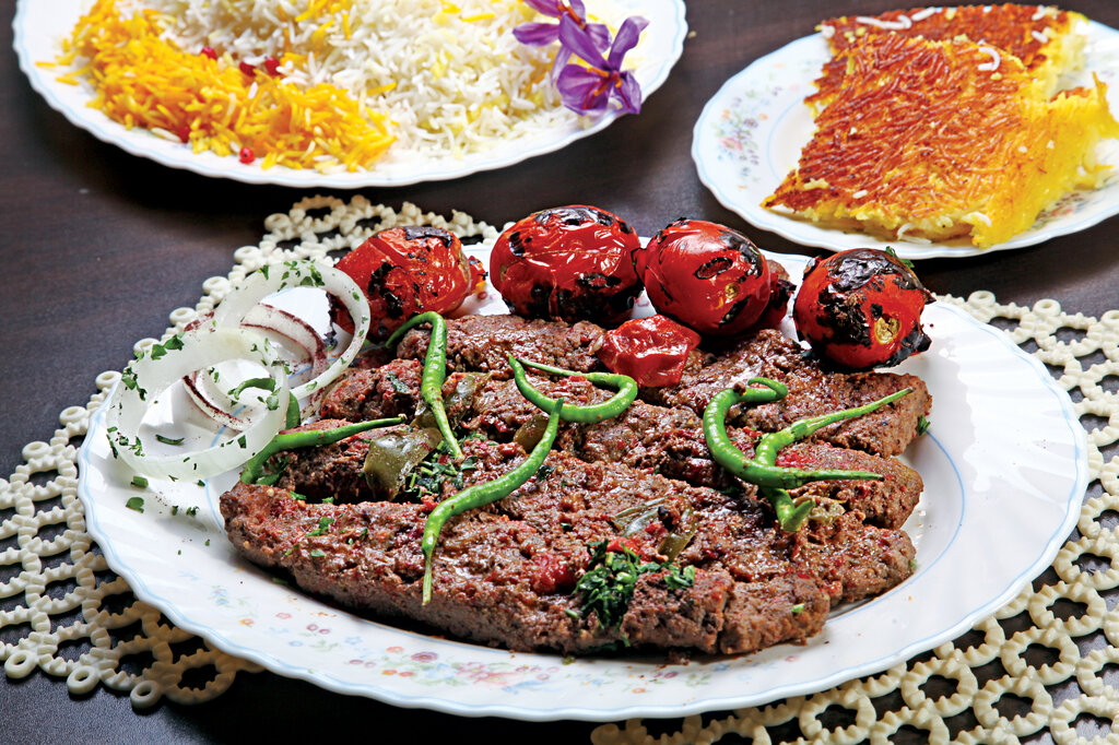 ۴ منوی متفاوت و خاص برای ۴ وعده | پنجشنبه و جمعه اهالی خانه را با این غذاها سورپرایز کرده و میز غذای عاشقانهای بچینید