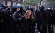 تظاهرات روز اول ماه مه فرانسه بر ضد مکرون به زدوخورد با پلیس انجامید