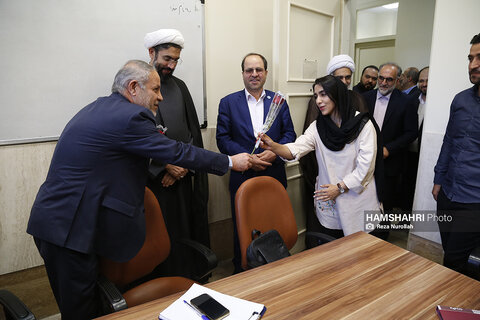 تجلیل از مقام استاد در دانشگاه تهران