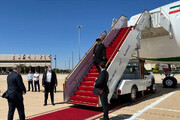 ببینید | لحظه ورود رئیس جمهور به فرودگاه دمشق | استقبال هیأت سوری را ببینید