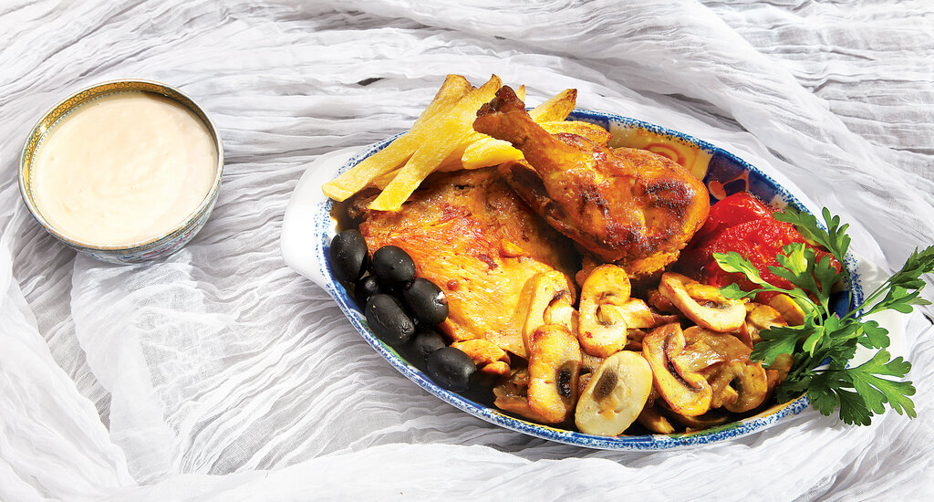 خوراک قارچ و مرغ با سس خامه