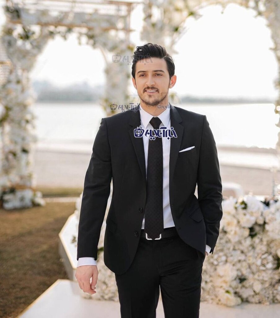 عکس | سردار آزمون با کت و شلوار دامادی | اولین تصویر از مراسم عروسی ستاره تیم ملی