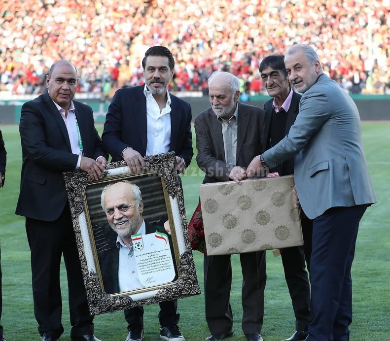 عکس | تعظیم کاپیتان سرخ ها به تاریخ پرسپولیس