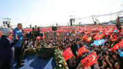 تصاویر | حاشیه‌های تجمع بزرگ هواداران اردوغان | واکنش اردوغان و همسرش