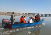 ببینید | سخنگوی دولت سوار بر قایق از دریاچه ارومیه بازدید کرد | وضعیت دریاچه را ببینید