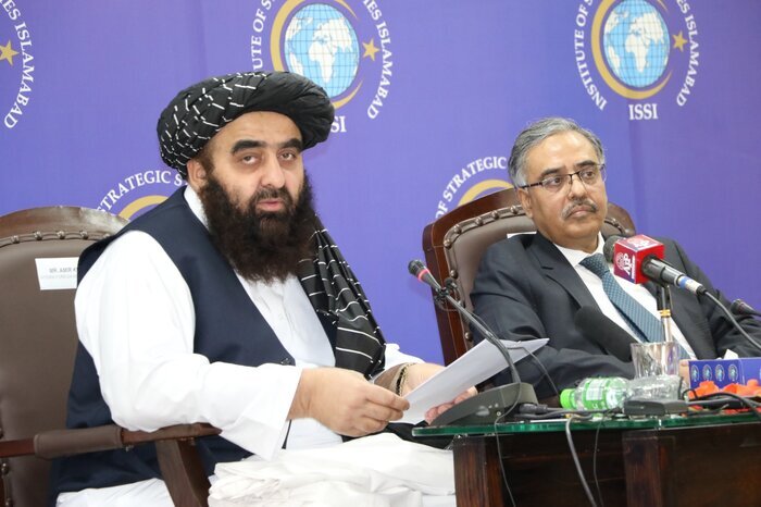 اظهارات یک مقام طالبان درباره حقابه ایران از هیرمند | ما در افغانستان نگاه مثبت و محبت را برای مردم ایران داریم