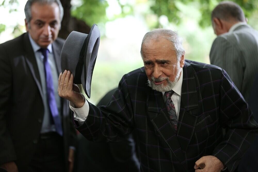 تازه ترین حرفهای سعید امیرسلیمانی | من در ایران نیستم و پیشنهادهای سیاسی زیادی را رد کردم