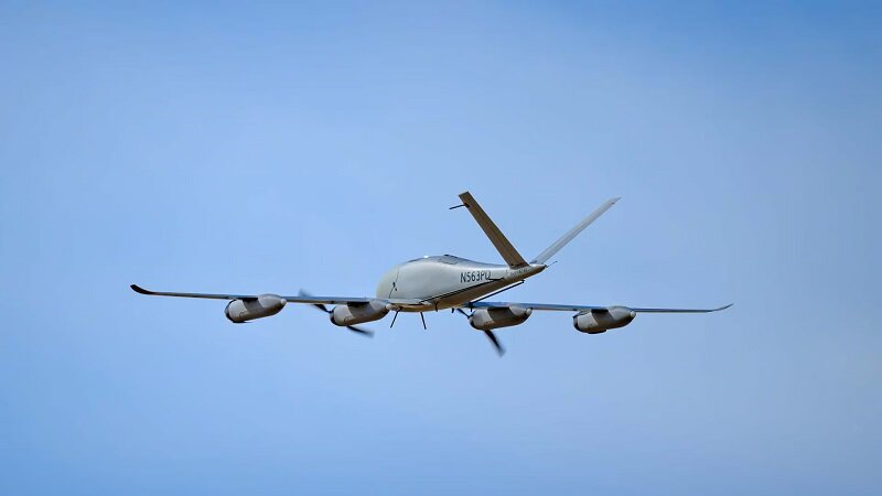 تصاویری از پهپاد جذاب عمود پرواز | X-P۴ با بالهای تاشو همه کار میکند!