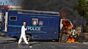 تصاویر | آتش زدن اقامتگاه شخصی نخست وزیر پاکستان توسط حامیان عمران خان